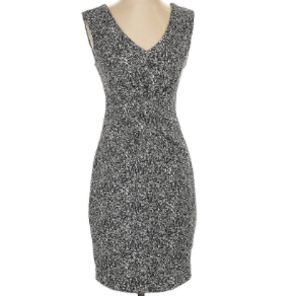 Express Dresses & Skirts - Express Black White Paint Pattern V-Neck Sleeveless Cocktail Mini Dress Size 0